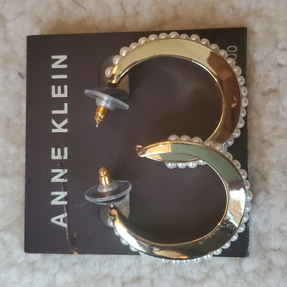Anne Klein NEW Pearl and gold hoop earrings